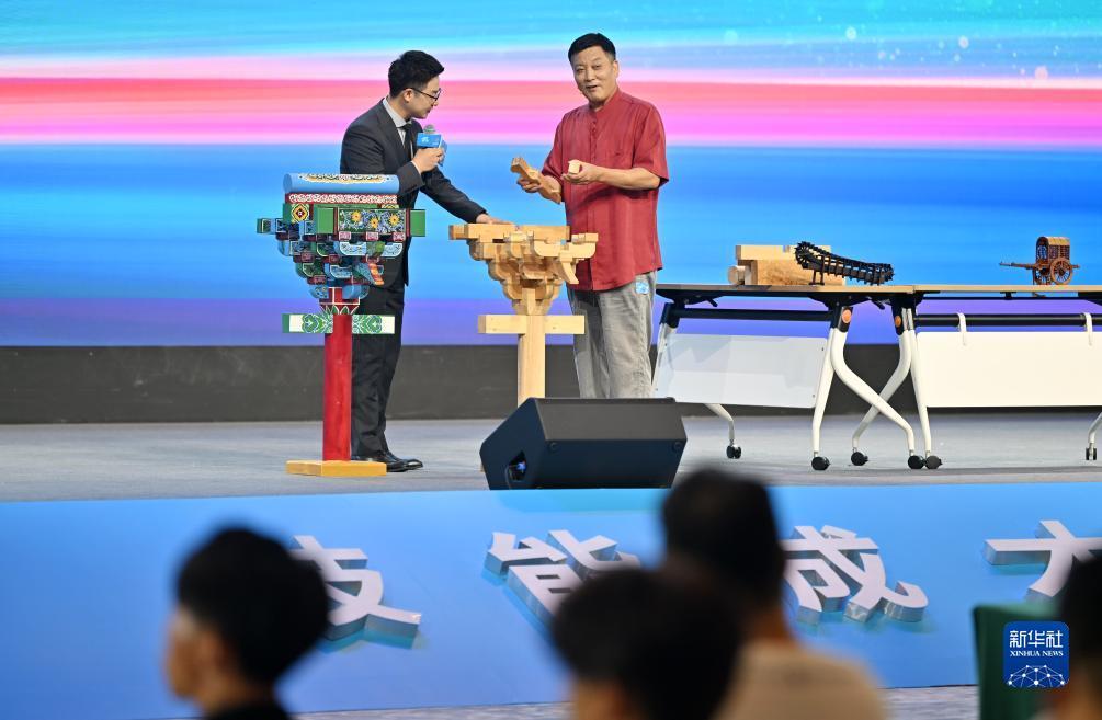 10博app下载